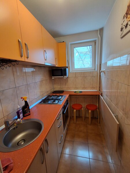 Piata Muncii, Vatra Luminoasa, Maior Coravu, inchiriere garsoniera.