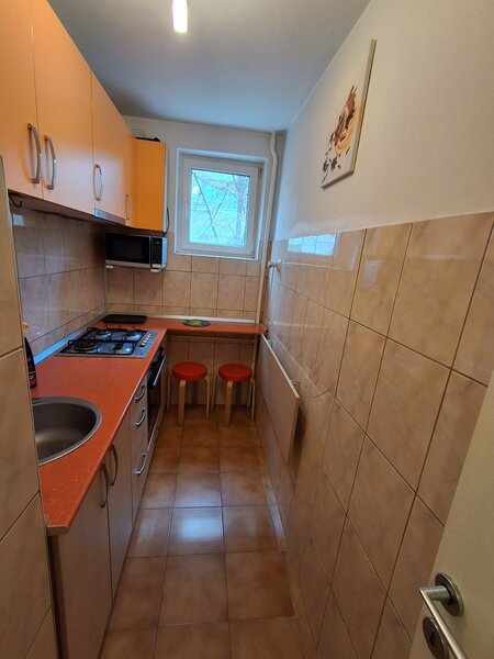 Piata Muncii, Vatra Luminoasa, Maior Coravu, inchiriere garsoniera.