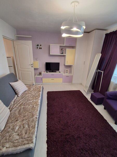 Piata Muncii, Vatra Luminoasa, Maior Coravu, inchiriere garsoniera.